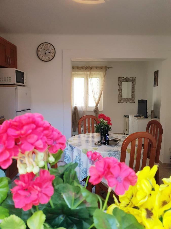 Apartament Apartman Perina Trogir Zewnętrze zdjęcie