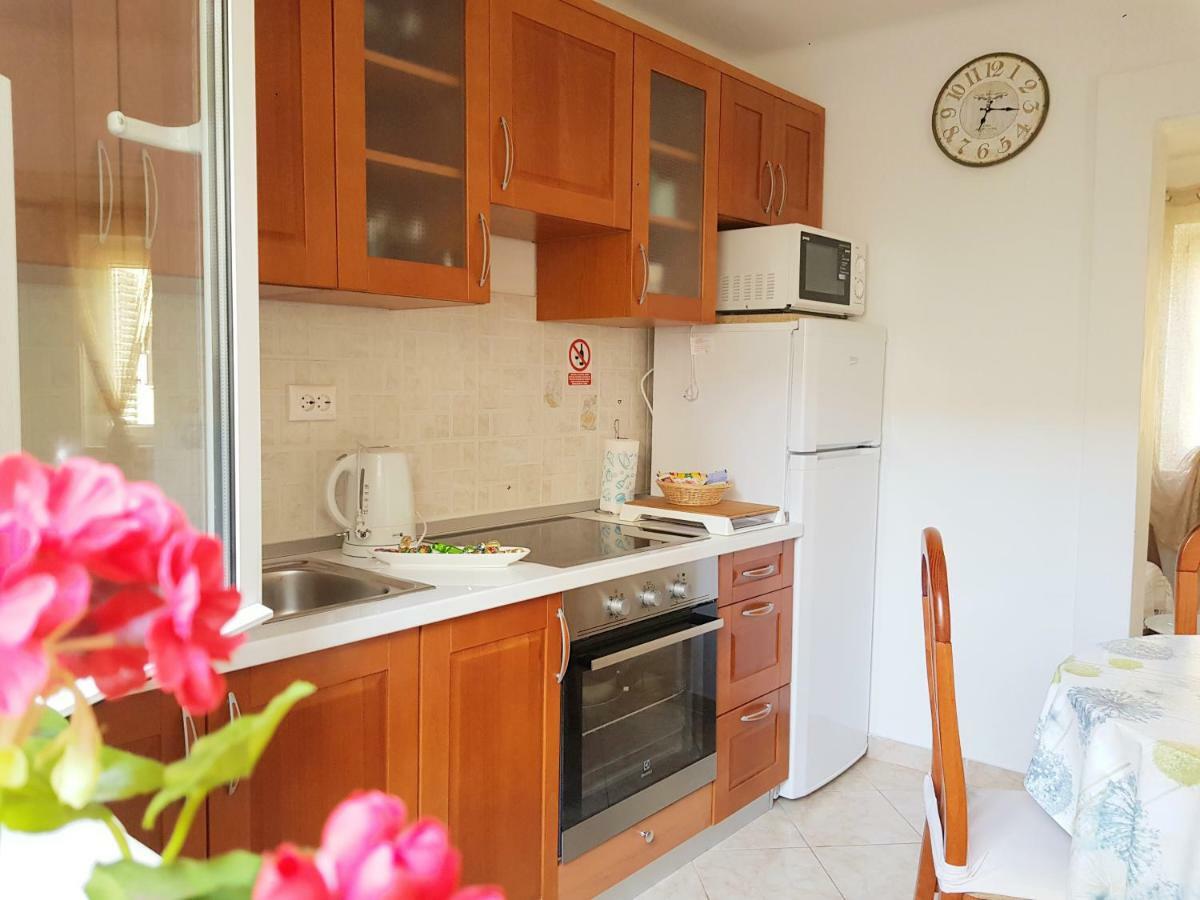 Apartament Apartman Perina Trogir Zewnętrze zdjęcie